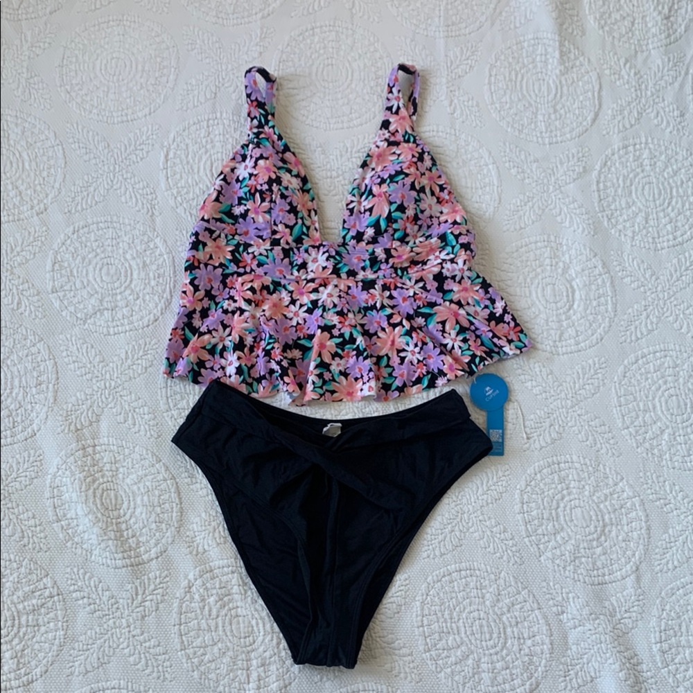 NEW Cupshe Floral Peplum Bikini Top and Black Bottoms